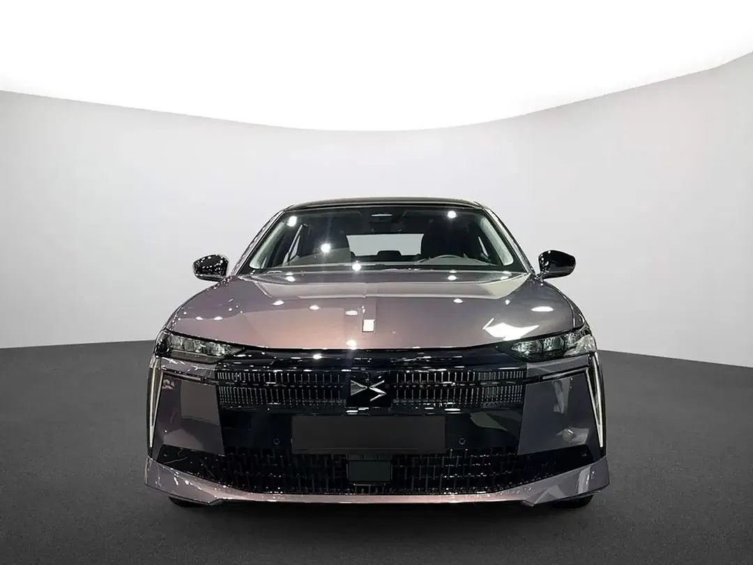 DS Automobiles DS 4 - foto 1