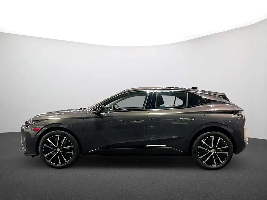 DS Automobiles DS 4 - Thumbnail 4