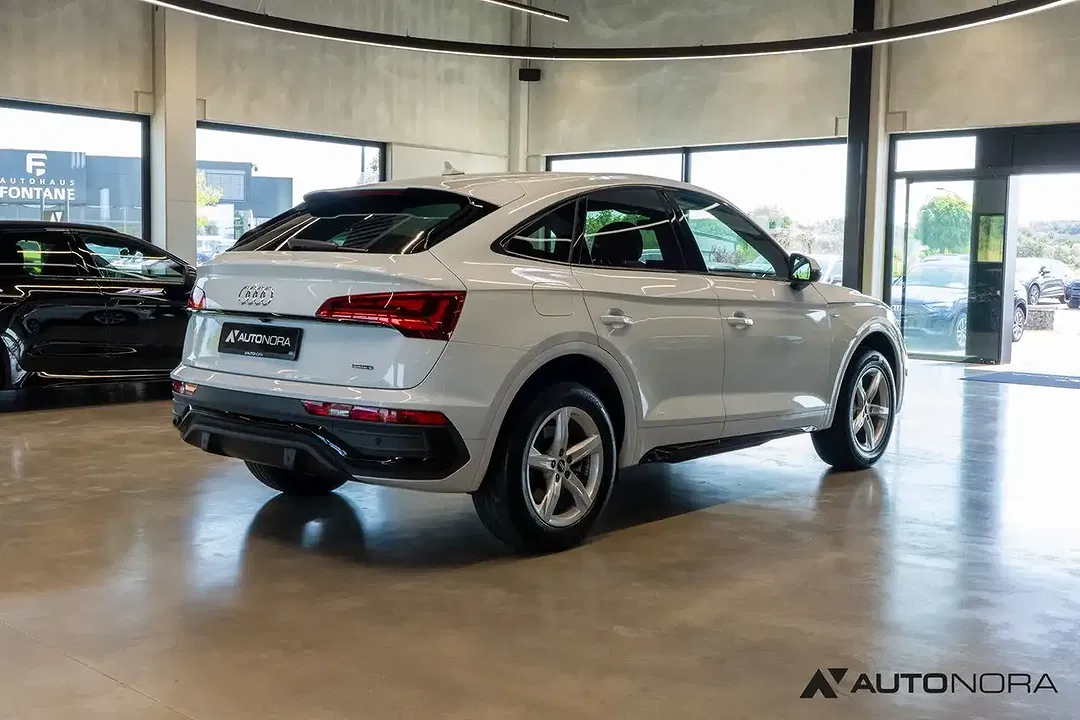 Audi Q5 45 TFSI quattro Matrix LED Sportback S line - Thumbnail 4