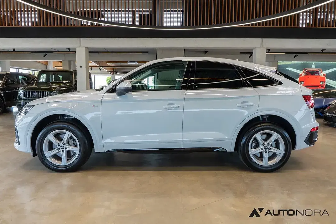 Audi Q5 45 TFSI quattro Matrix LED Sportback S line - Thumbnail 7