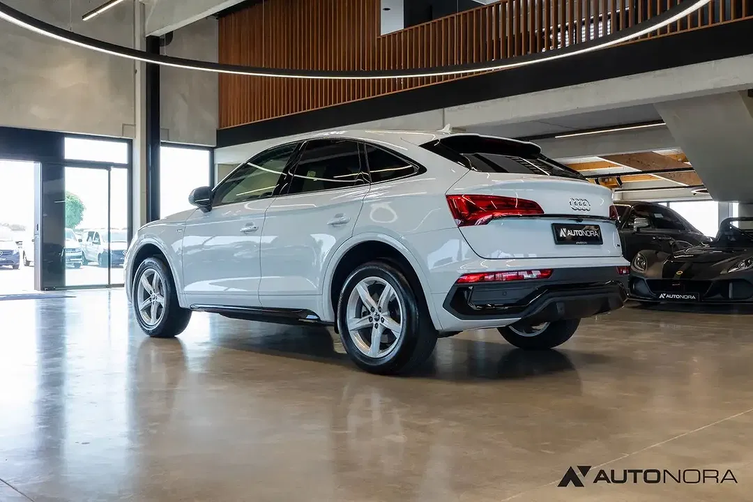 Audi Q5 45 TFSI quattro Matrix LED Sportback S line - Thumbnail 8