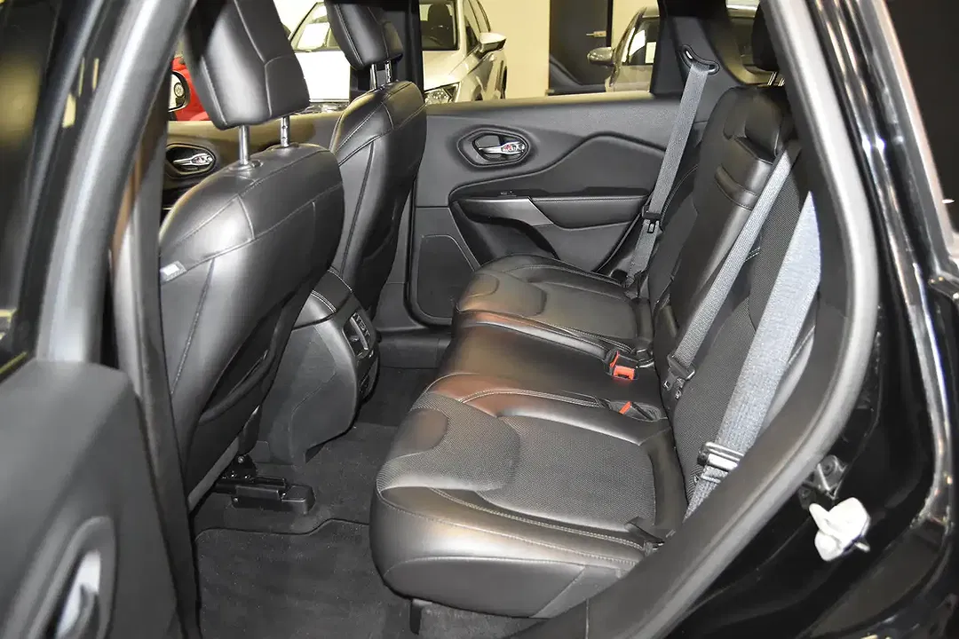 Jeep Cherokee Limited - Thumbnail 11