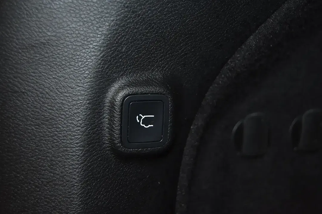 Jeep Cherokee Limited - Thumbnail 14