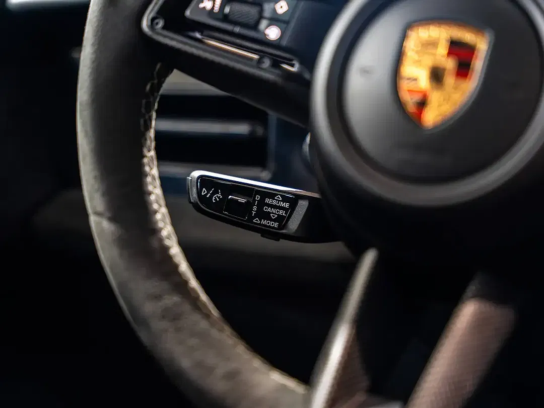 Porsche Taycan RS GTS - Thumbnail 12