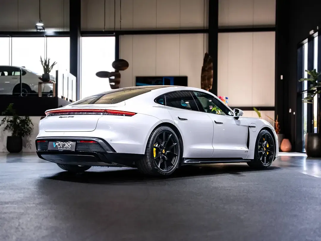 Porsche Taycan RS GTS - Thumbnail 5