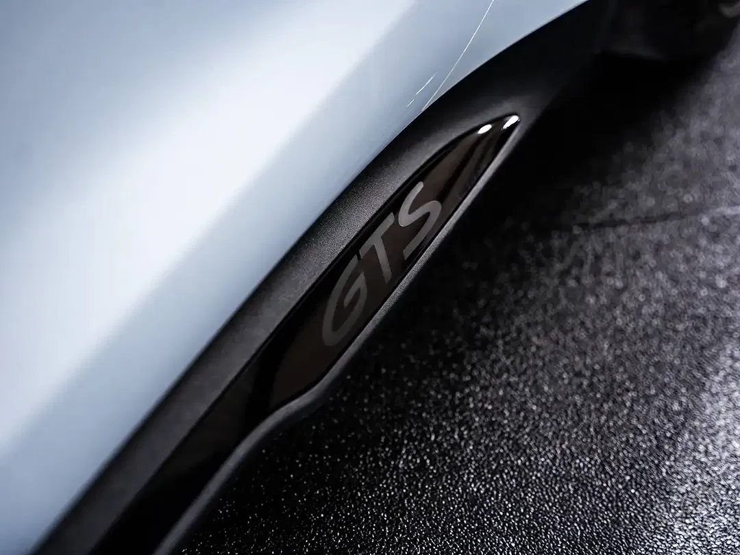 Porsche Taycan RS GTS - Thumbnail 7