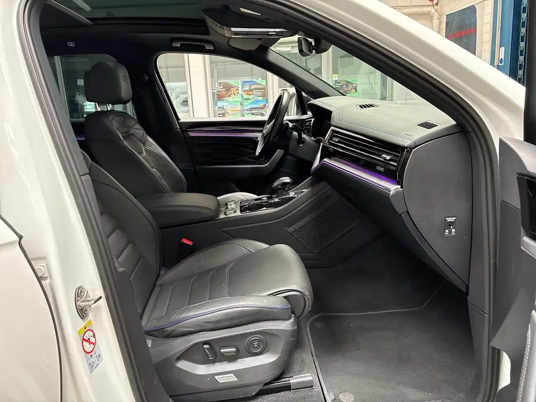 Volkswagen Touareg eHybrid R Black Edition - Thumbnail 7