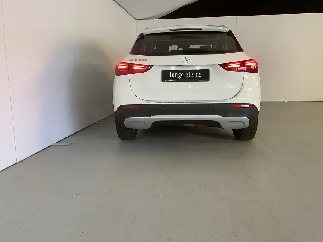 Mercedes-Benz GLA 200 - Thumbnail 5