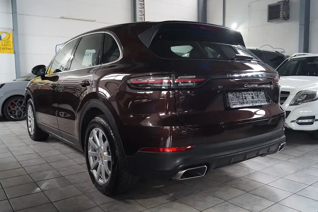 Porsche Cayenne 3.0 - Thumbnail 7