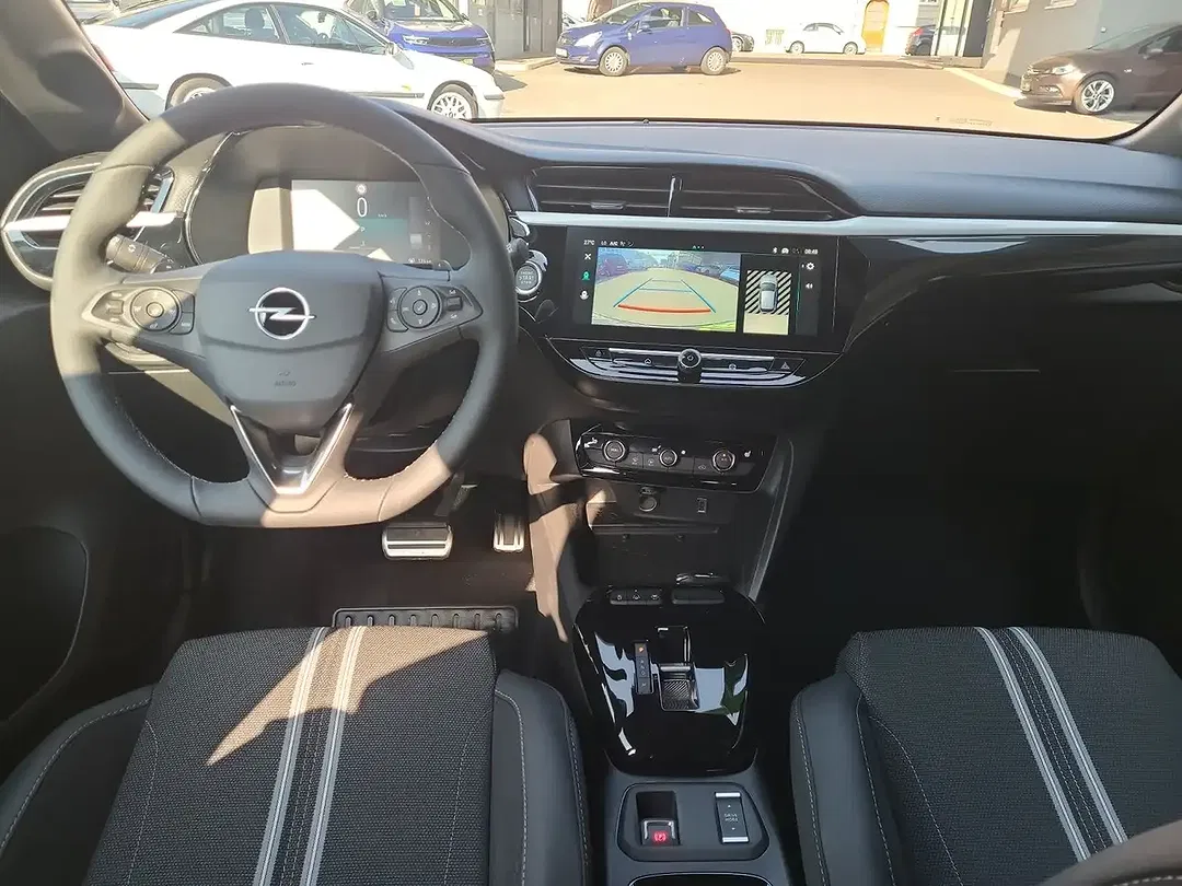 Opel Corsa GS - Thumbnail 13