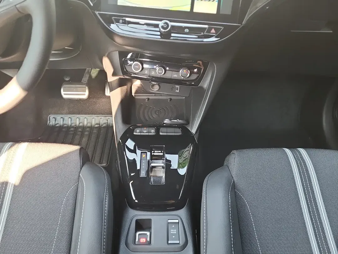 Opel Corsa GS - foto 14
