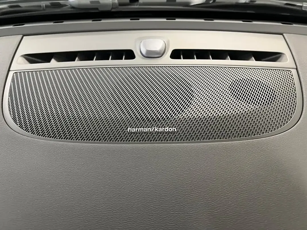 Volvo EX40 Edition Plus - Thumbnail 14