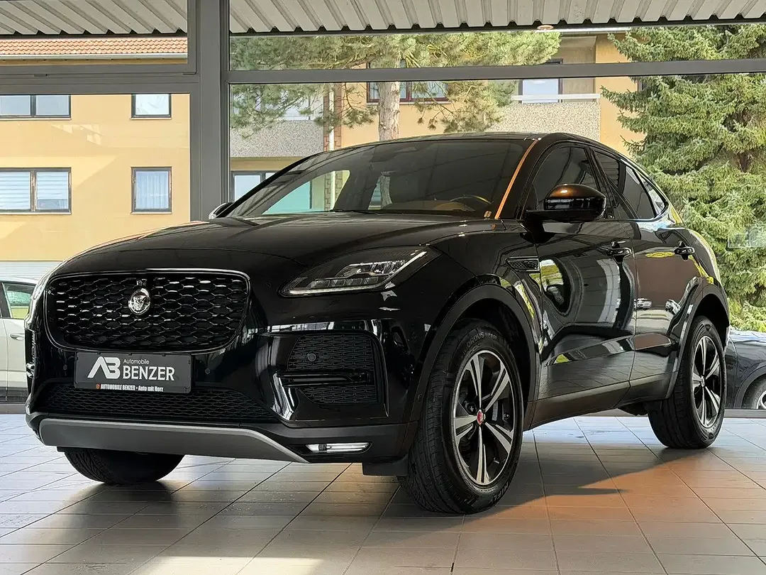 Jaguar E-Pace 4x4 S - Thumbnail 3