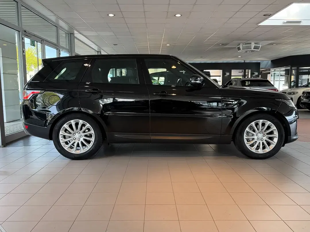 Land Rover Range Rover Sport - Thumbnail 9