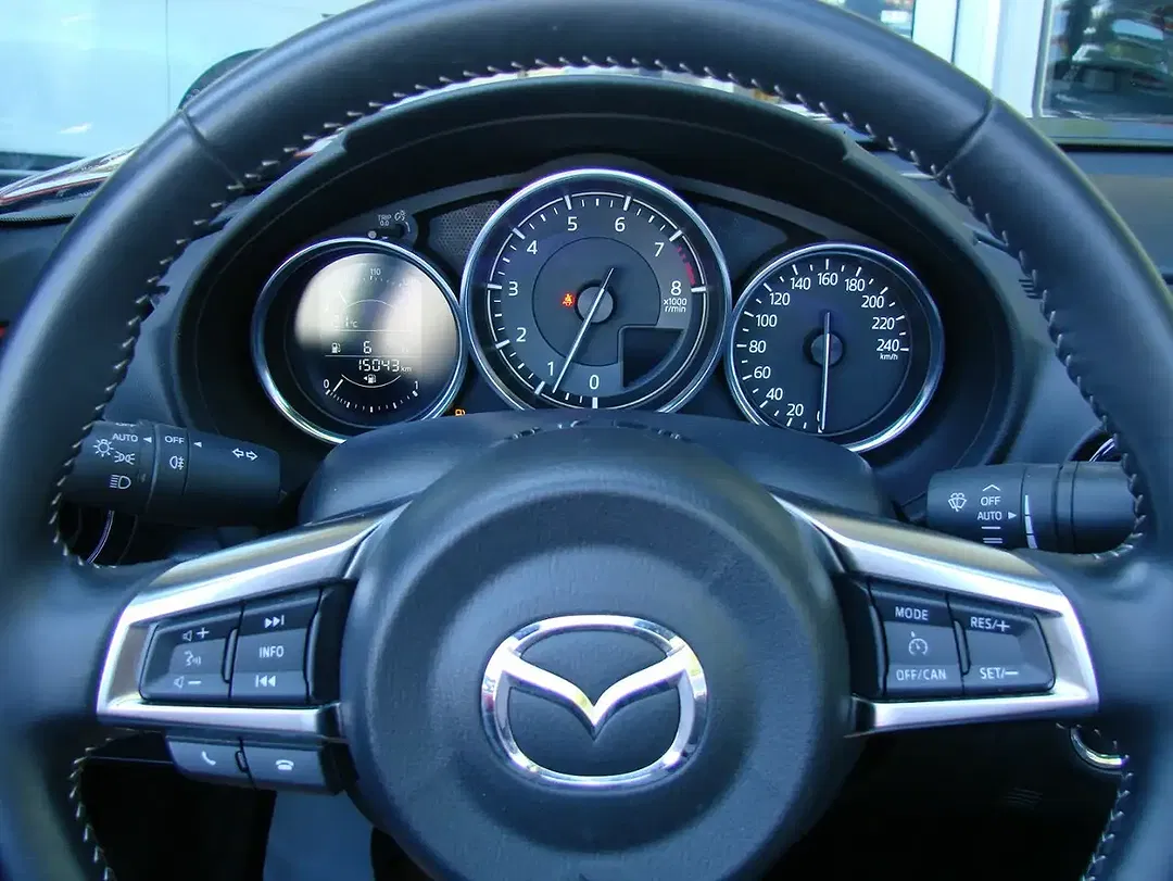 Mazda MX-5 SKYACTIV-G Advantage - Thumbnail 10