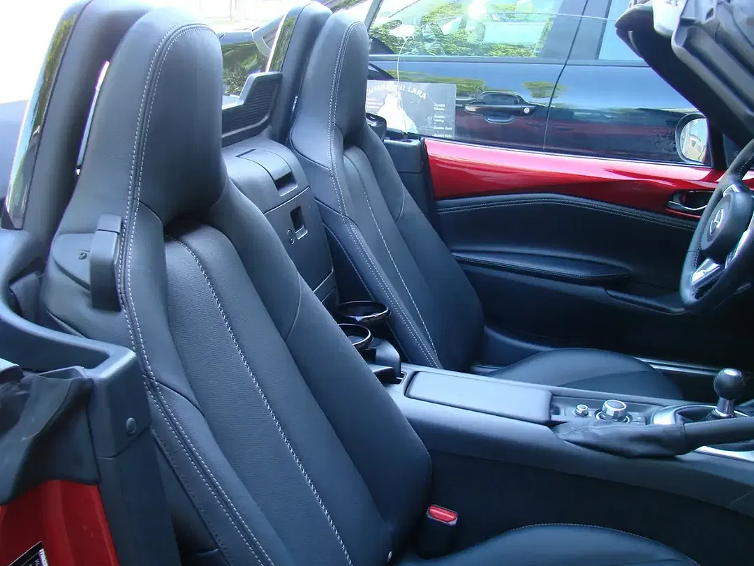 Mazda MX-5 SKYACTIV-G Advantage - foto 15