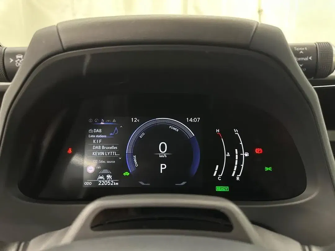 Lexus UX 300h F SPORT Design - Thumbnail 12