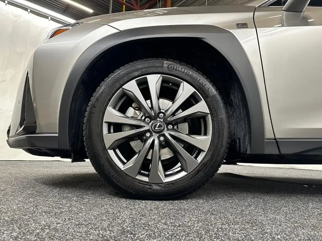 Lexus UX 300h F SPORT Design - Thumbnail 13