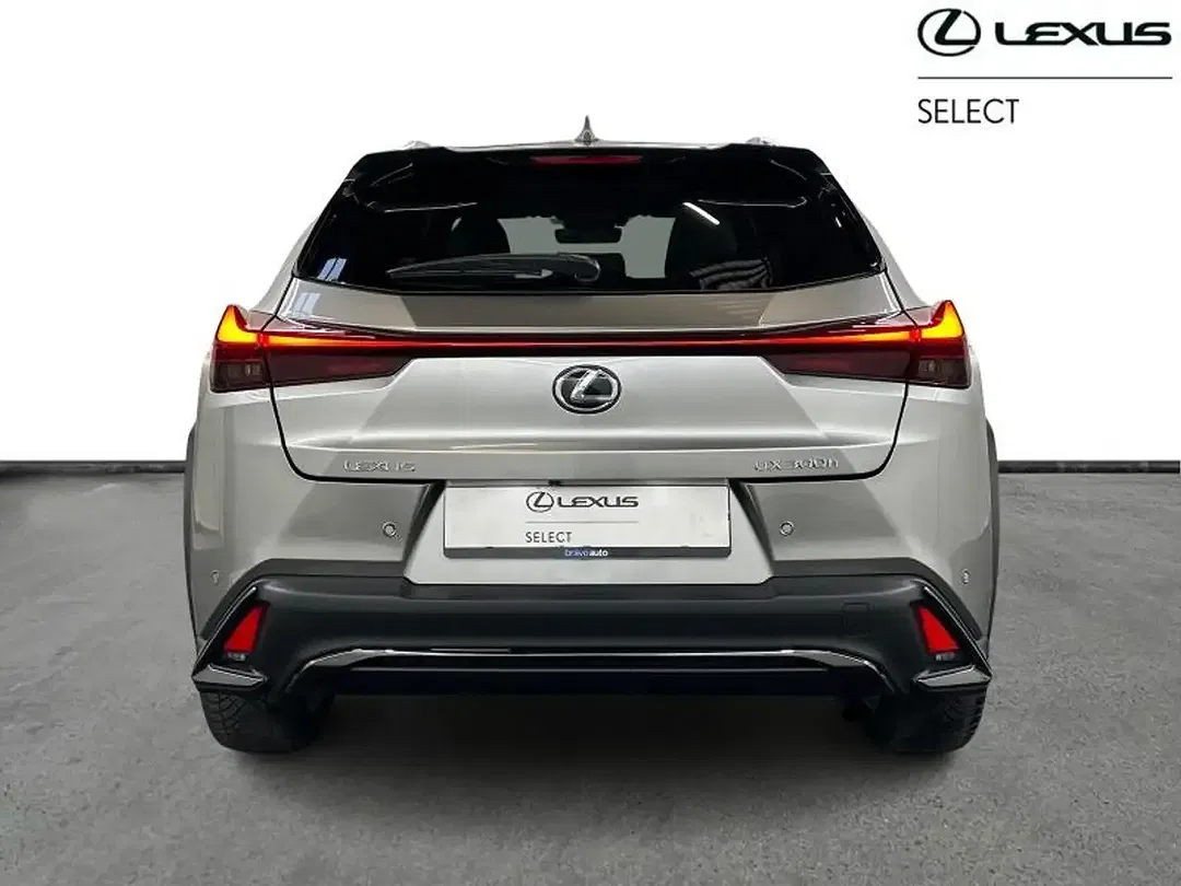 Lexus UX 300h F SPORT Design - Thumbnail 4
