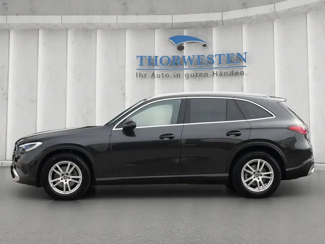 Mercedes-Benz GLC 220 4MATIC - Thumbnail 4