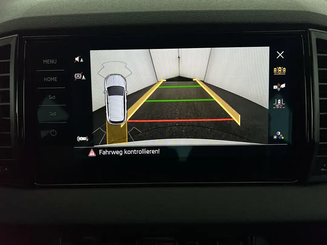 Skoda Karoq TSI 4x4 Sportline - Thumbnail 9