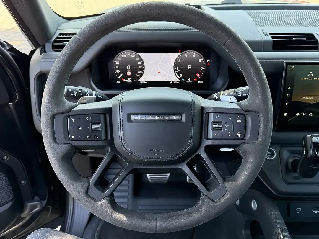Land Rover Defender V8 90 - Thumbnail 8
