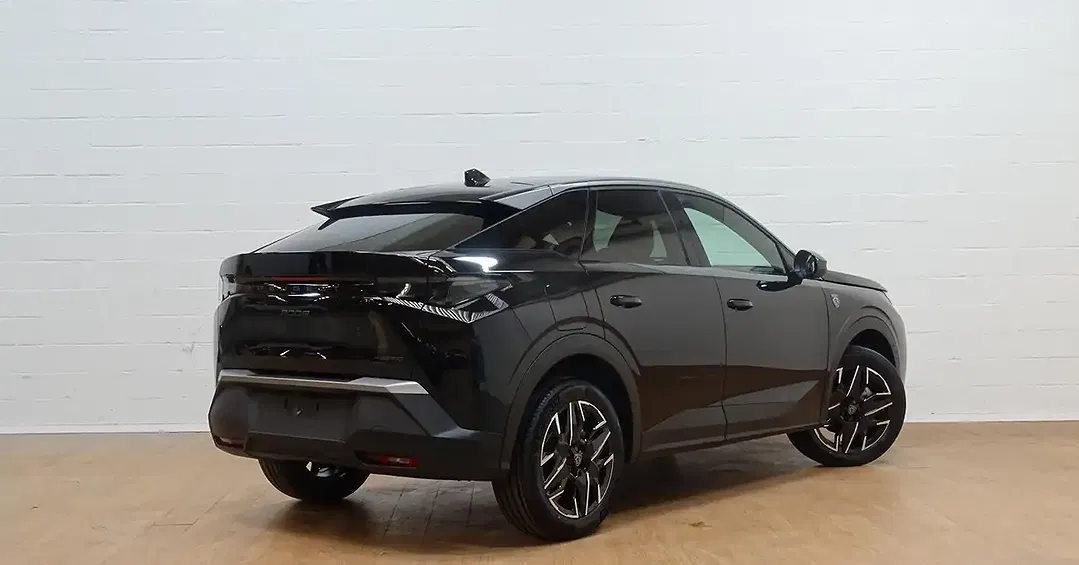 Peugeot 3008 145 e-DSC6 Hybrid GT - Thumbnail 4