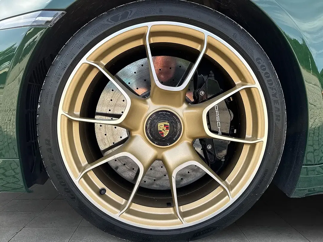 Porsche 992 Turbo S - Thumbnail 6