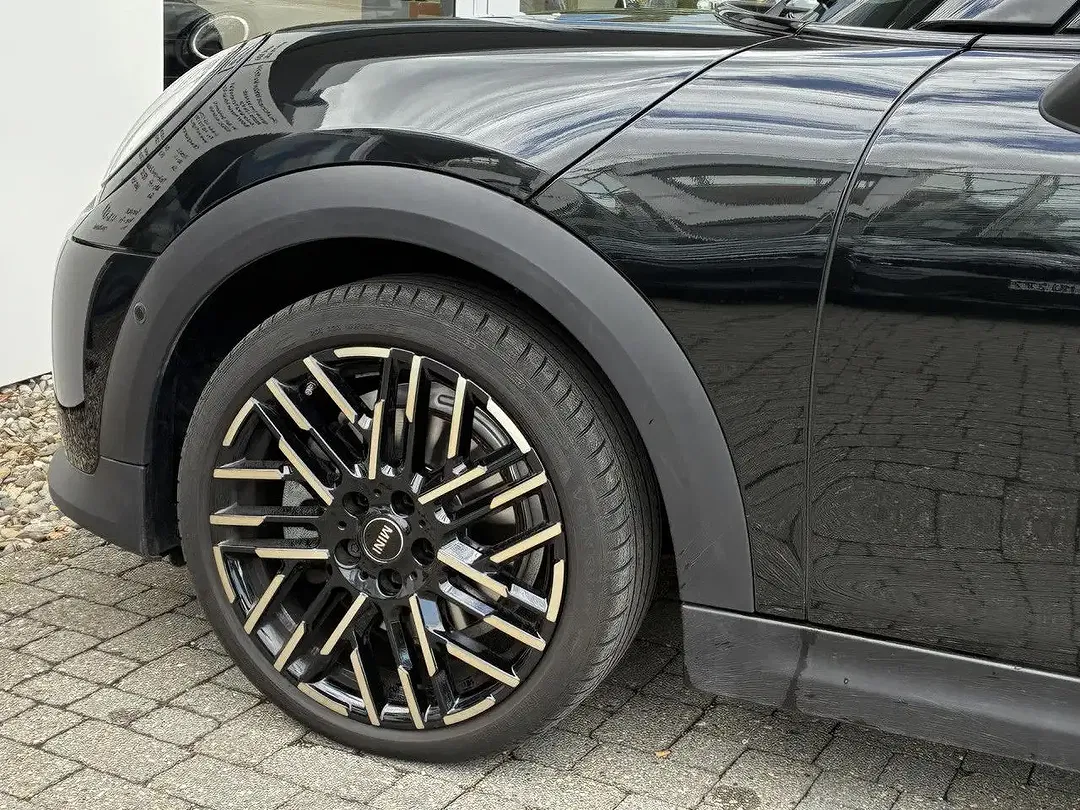 MINI Cooper S John Cooper Works - Thumbnail 13