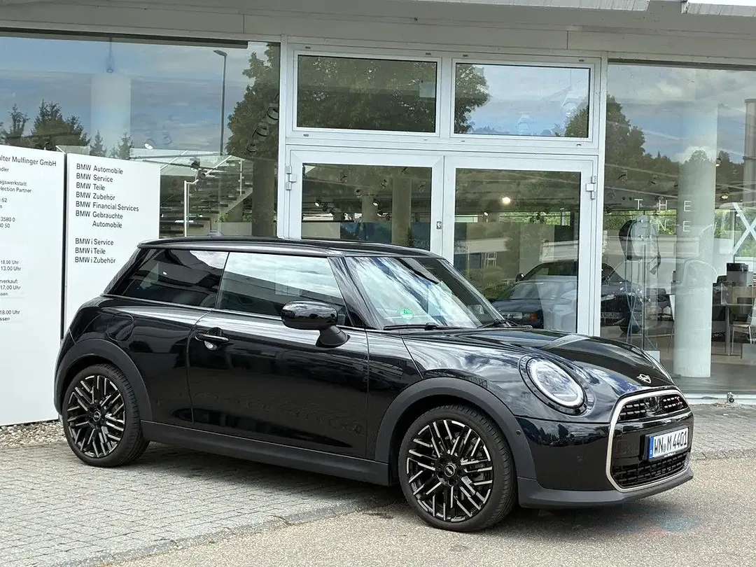MINI Cooper S John Cooper Works - Thumbnail 5