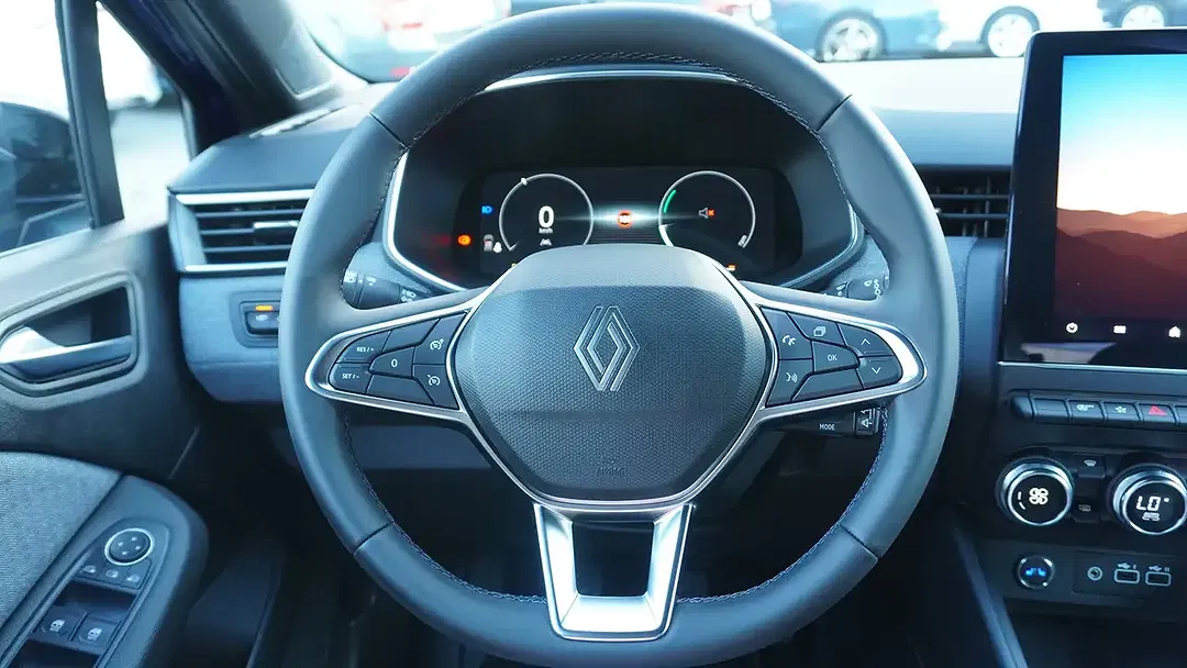 Renault Clio TCe Techno - Thumbnail 11