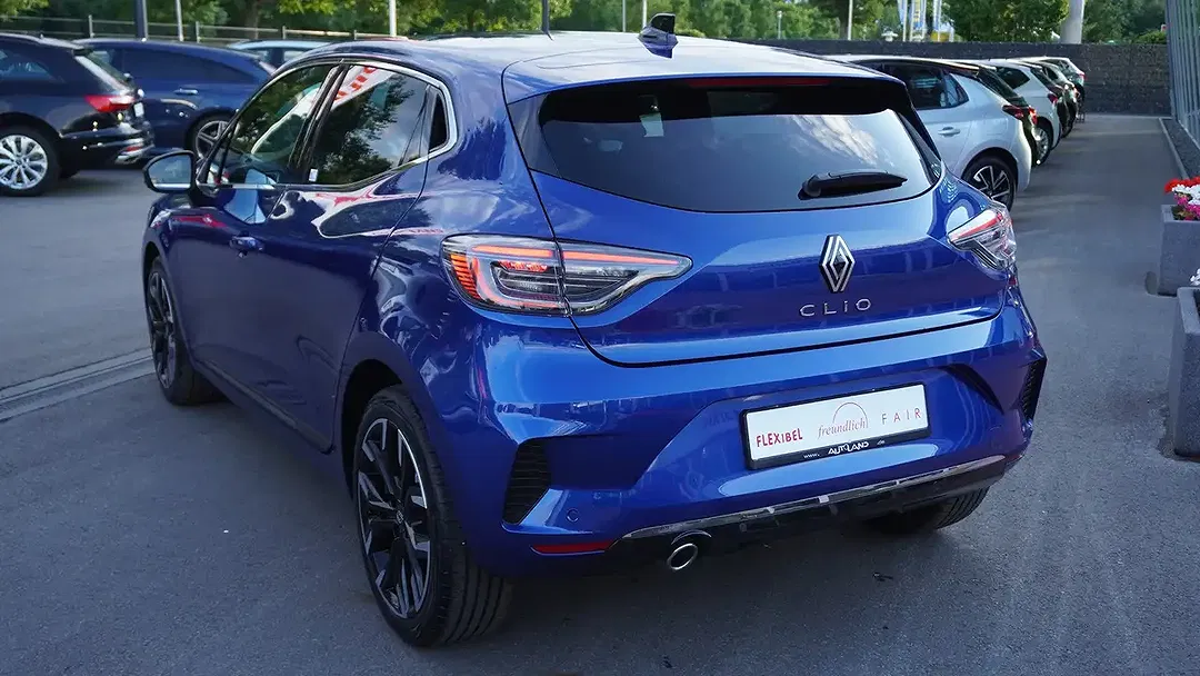 Renault Clio TCe Techno - Thumbnail 6