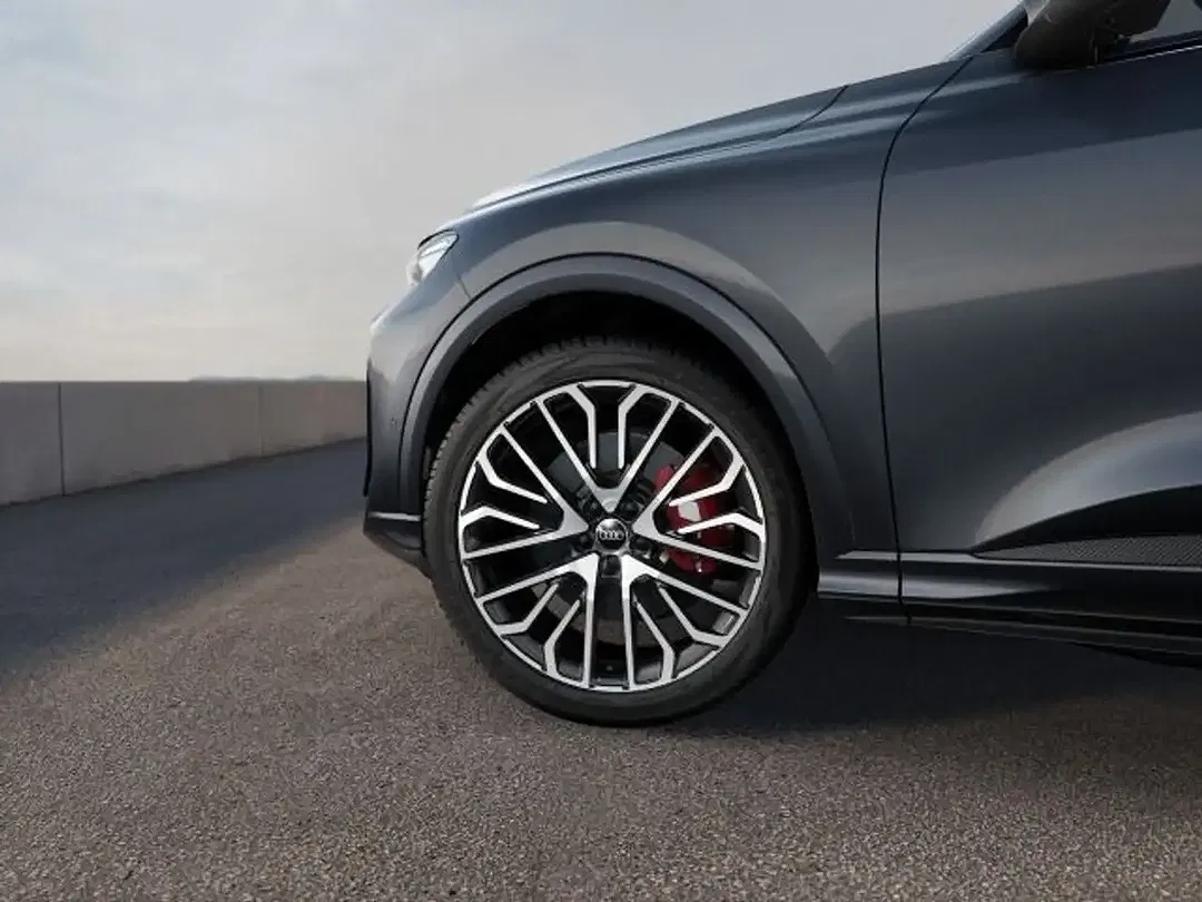 Audi SQ5 TFSI S tronic - Thumbnail 5