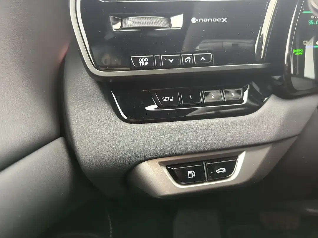 Lexus RX 450h F SPORT - Thumbnail 16