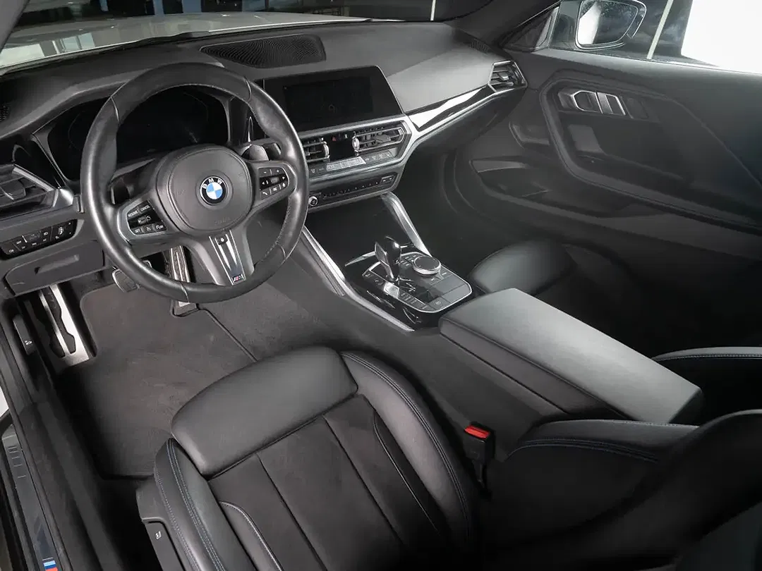 BMW M2 xDrive Coupe - Thumbnail 6