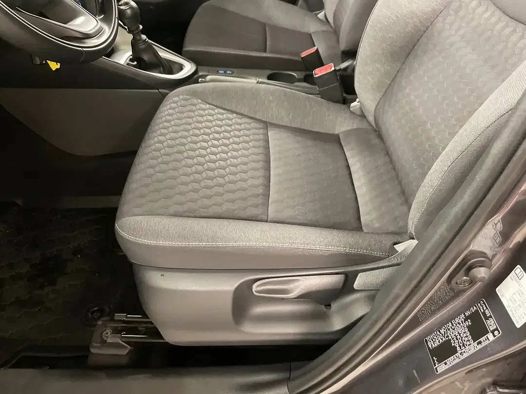 Toyota Yaris 1.5 Active - Thumbnail 10