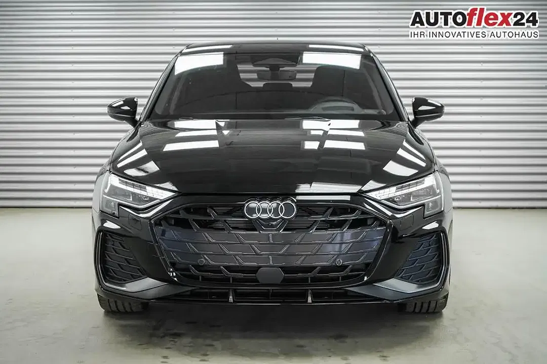 Audi A3 40 TFSI S tronic quattro Sportback - Thumbnail 1
