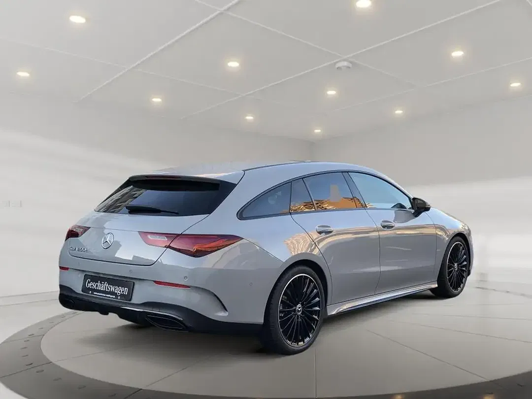 Mercedes-Benz CLA 200 AMG MBUX Night - foto 2