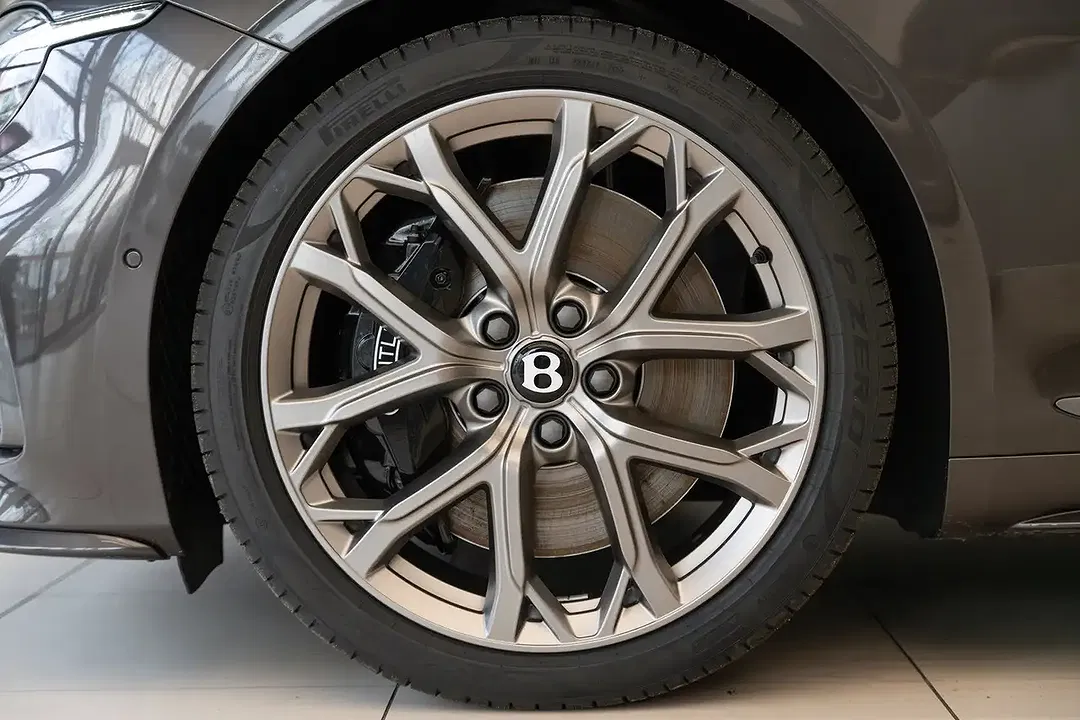 Bentley Continental Speed - Thumbnail 9