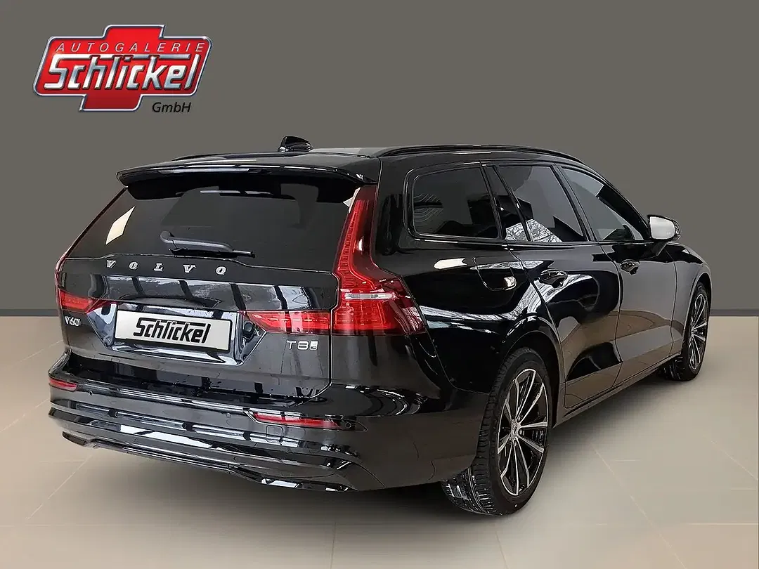 Volvo V60 T8 PHEV AWD Plus Dark Business - Thumbnail 8