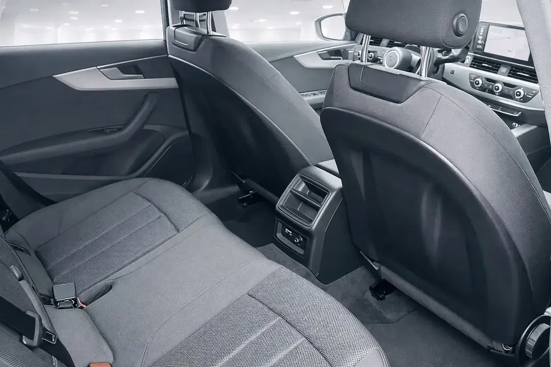 Audi A4 35 TFSI Avant - foto 13