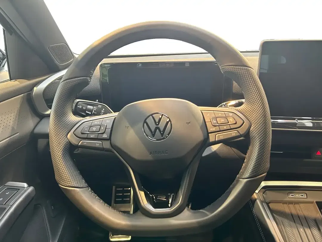 Volkswagen T-Roc 1.5 eTSI R-Line Style - Thumbnail 11