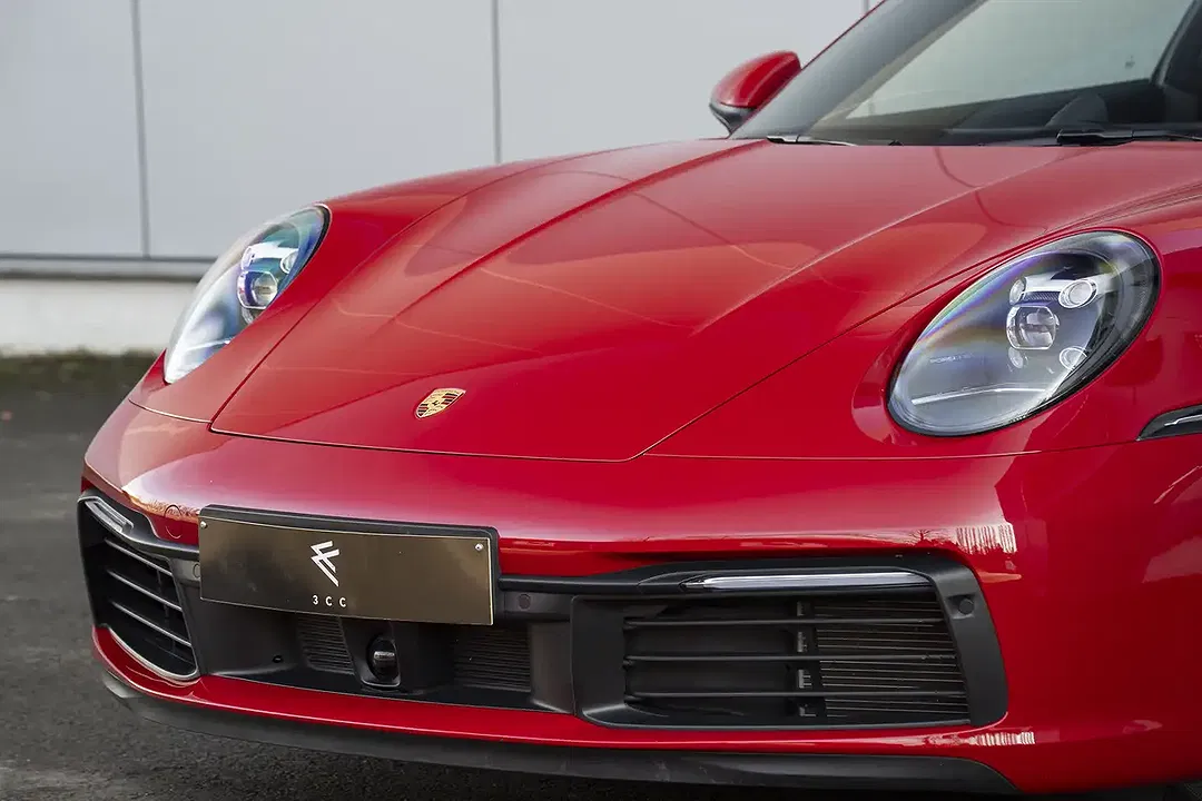 Porsche 911 Sport Chrono Coupe - Thumbnail 10