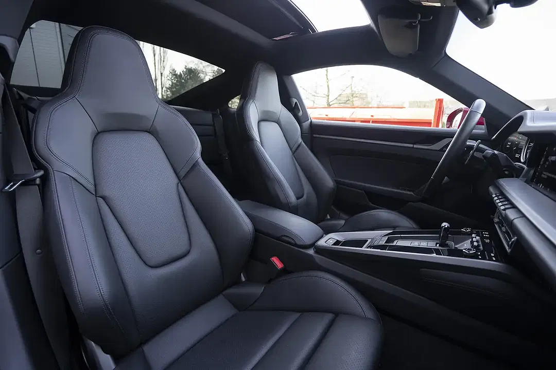 Porsche 911 Sport Chrono Coupe - Thumbnail 13