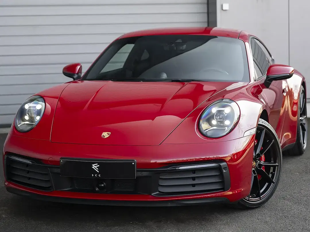 Porsche 911 Sport Chrono Coupe - Thumbnail 4