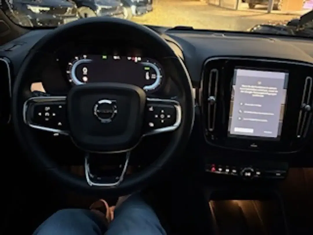Volvo C40 Recharge Twin Motor Ultimate - Thumbnail 12