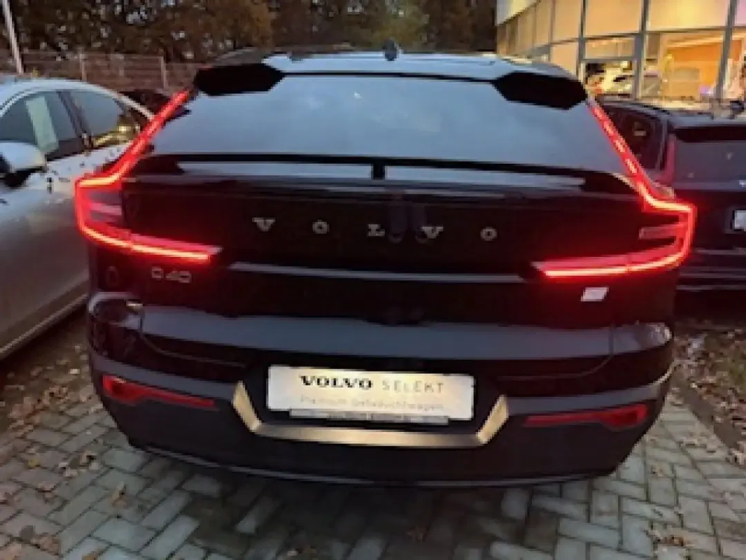 Volvo C40 Recharge Twin Motor Ultimate - Thumbnail 3
