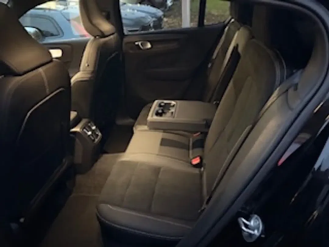 Volvo C40 Recharge Twin Motor Ultimate - Thumbnail 8