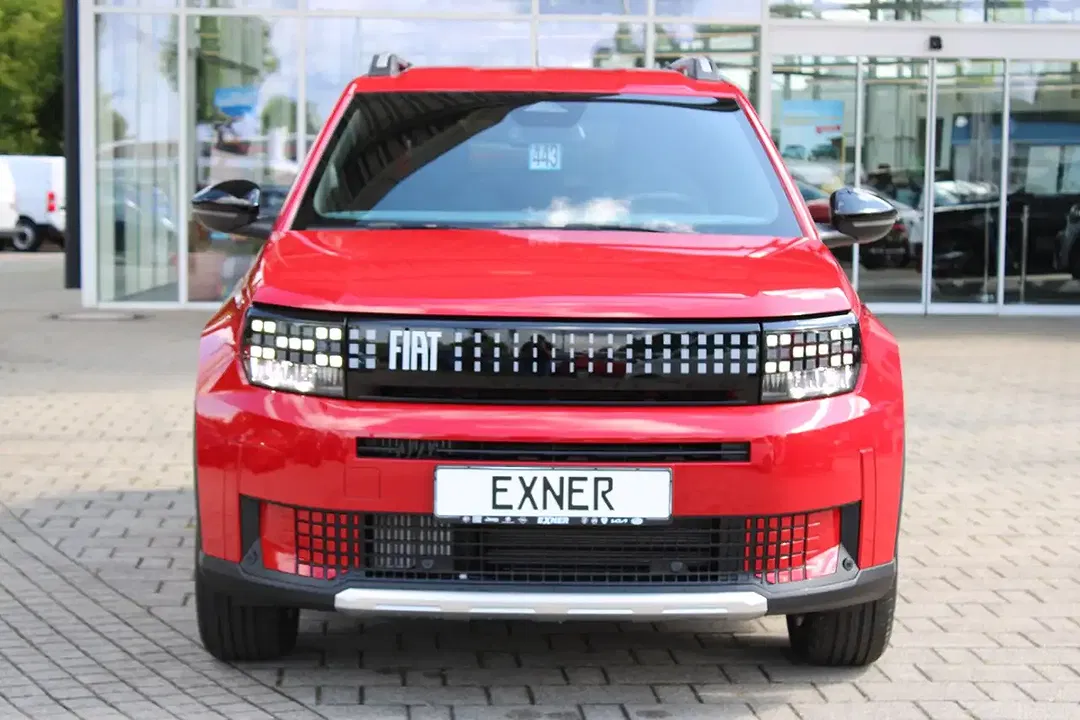 Fiat Grande Panda Hybrid Icon - Thumbnail 4