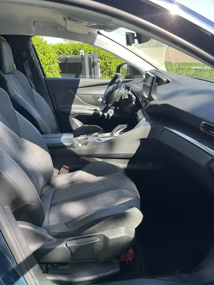 Peugeot 3008 Hybrid Allure - Thumbnail 12